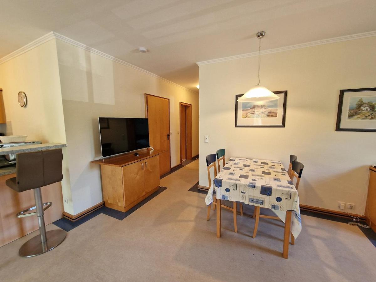 Komfort Mit 1 Schlafzimmer Und Balkon Im Obergeschoss 145 Apartment Ostseebad Binz